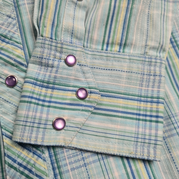 Ariat‎ Pearl Snap Button Up Shirt - Picture 11 of 15